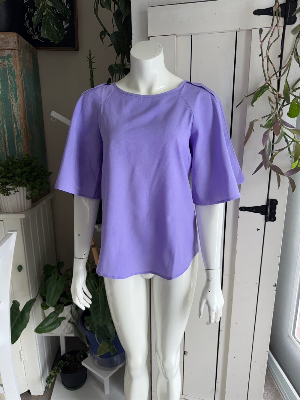 Suzy Shier Women’s Lavender Short-Bell Sleeve Blouse XS NWOT